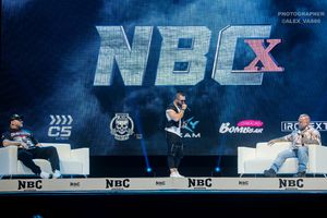 Голубочкин, Ли Прист, Ведущие